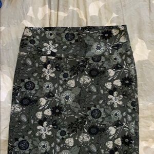 LuLaRoe Cassie Large pencil skirt